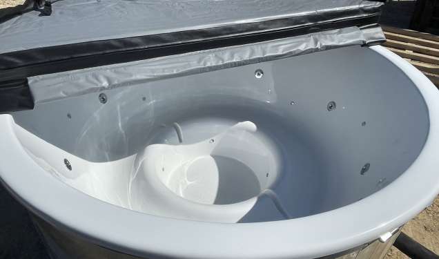 Balts stikla šķiedras kubls