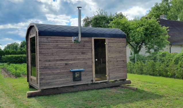 Pirts ar priekštelpu un dušu 