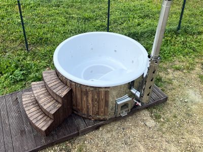 Fiberglass tubs in various configurations. All tubs are made in Latvia. 